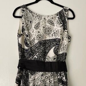 Flores & Flores Silk Dress with Paisley Design Size 12